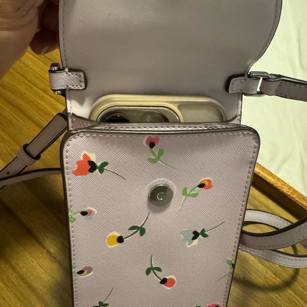 Kate Spade New York Floral Leather Phone Crossbody Bag - NWOT - Picture 6 of 13